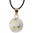 bola mentagion egkymosynis white silver stars alpakas photo