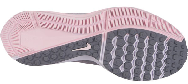 nike air zoom winflo 4 running