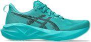 papoytsi asics novablast 5 beraman mayro photo