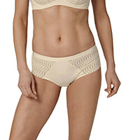 slipaki triumph aura spotlight maxi mpez photo