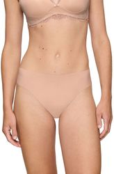 slip triumph pretty micro tai mpez photo